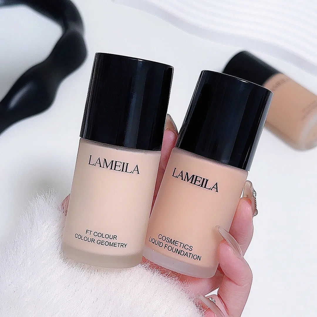 Moisturising concealer nude makeup liquid foundation concealer in standard cream format with four colour options