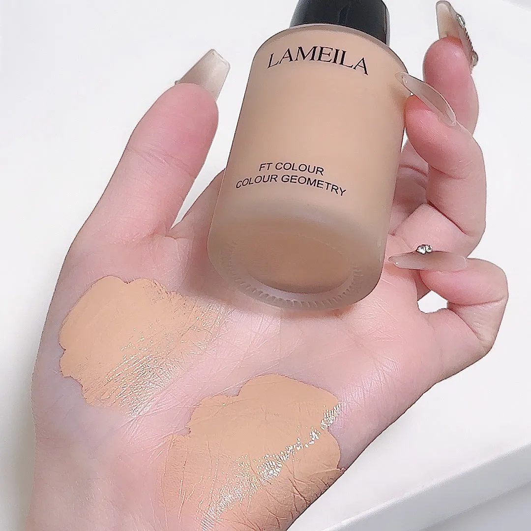 Moisturising concealer nude makeup liquid foundation concealer in standard cream format with four colour options