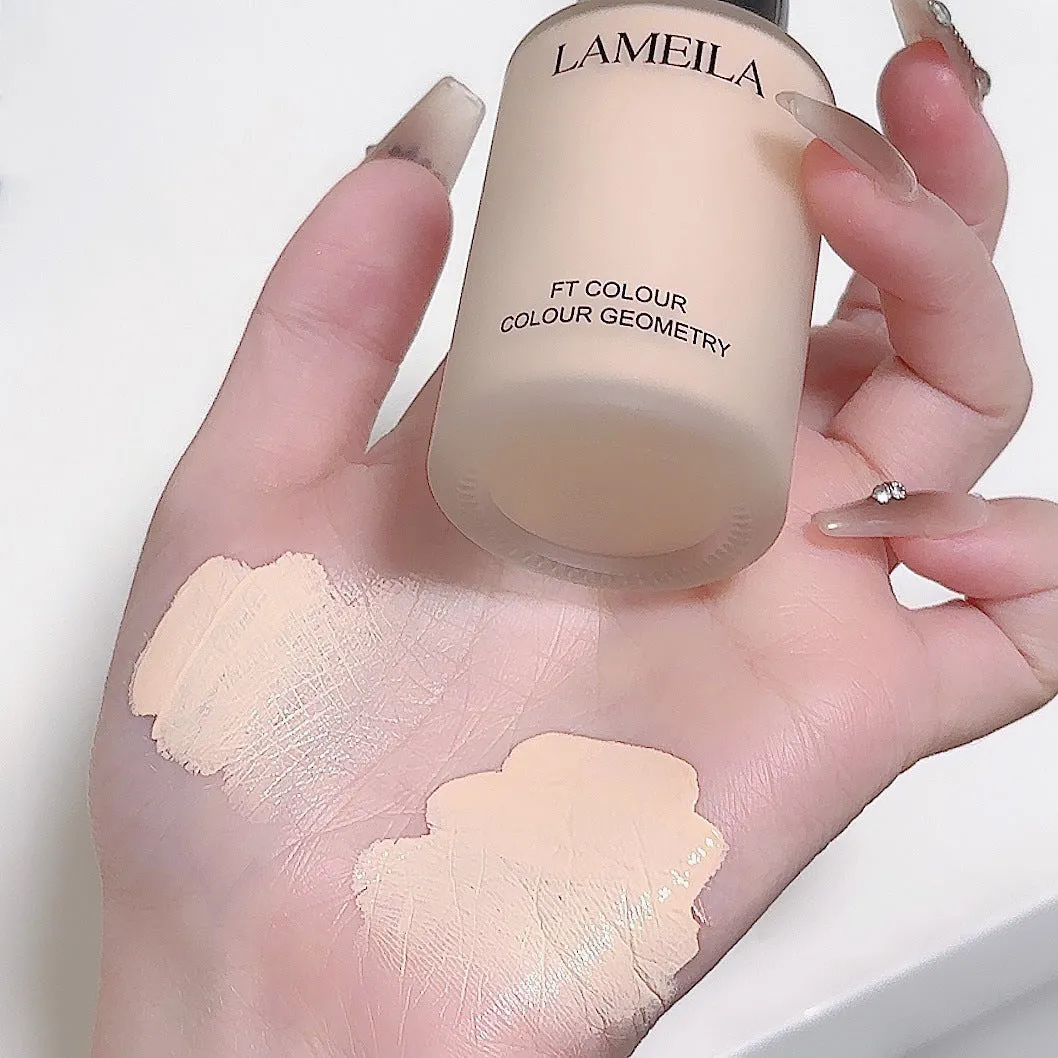 Moisturising concealer nude makeup liquid foundation concealer in standard cream format with four colour options