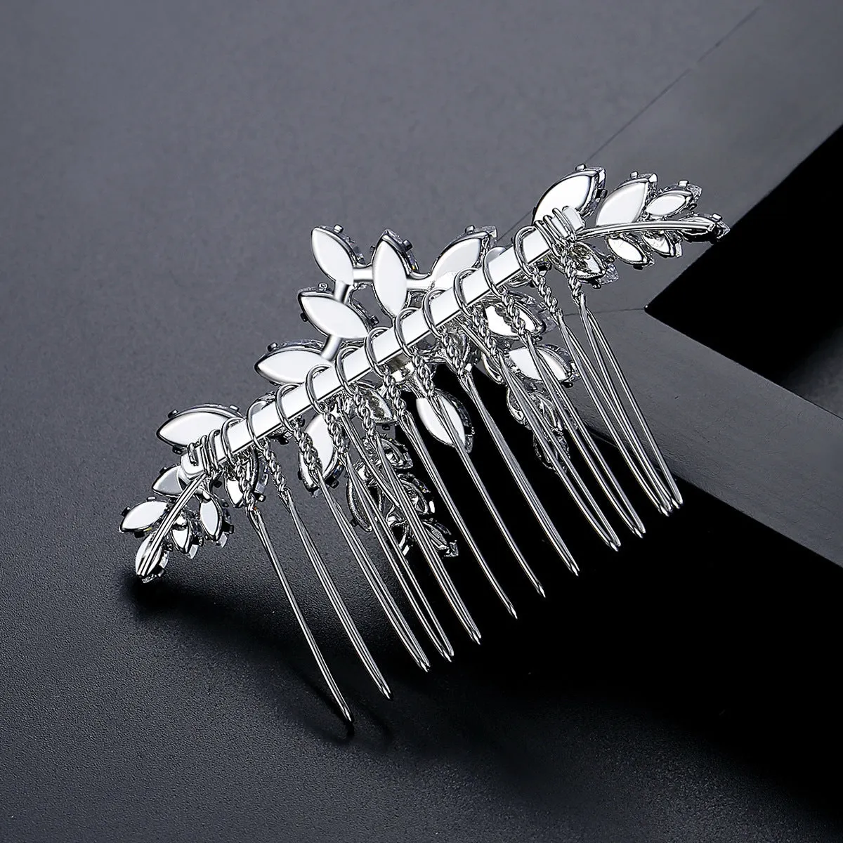 Bridal copper inlaid zircon hair accessory in flower shape with electroplated finish