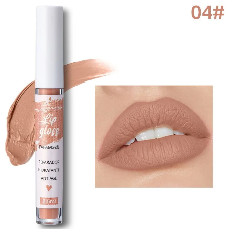 Matte velvet lip gloss tube in 2.5ml size with non-stick cup, long-lasting non-fading colour