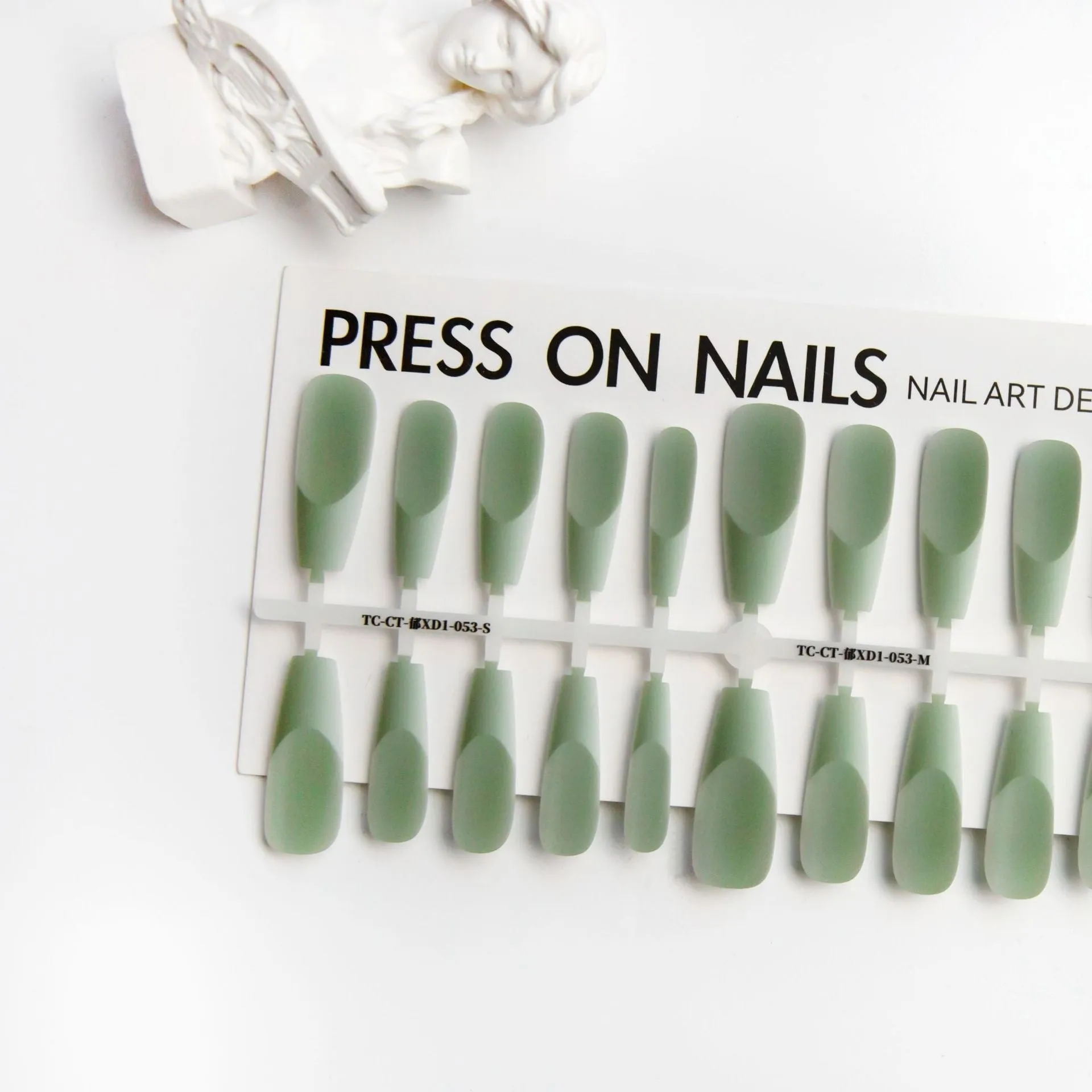Wear Nail Tip Space French Manicure nail stickers 40-piece set in green and purple with three finish options