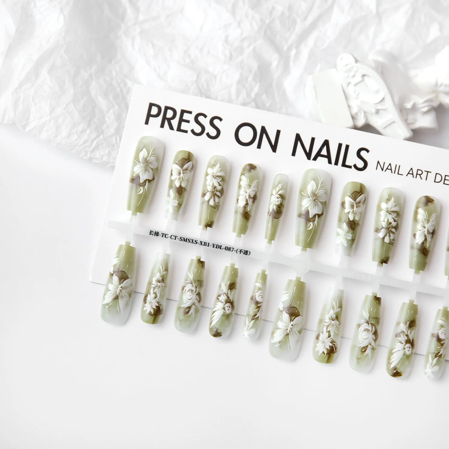 Butterfly and bamboo pattern nail stickers in retro Chinese style with glossy seal layer, 40 pieces per set