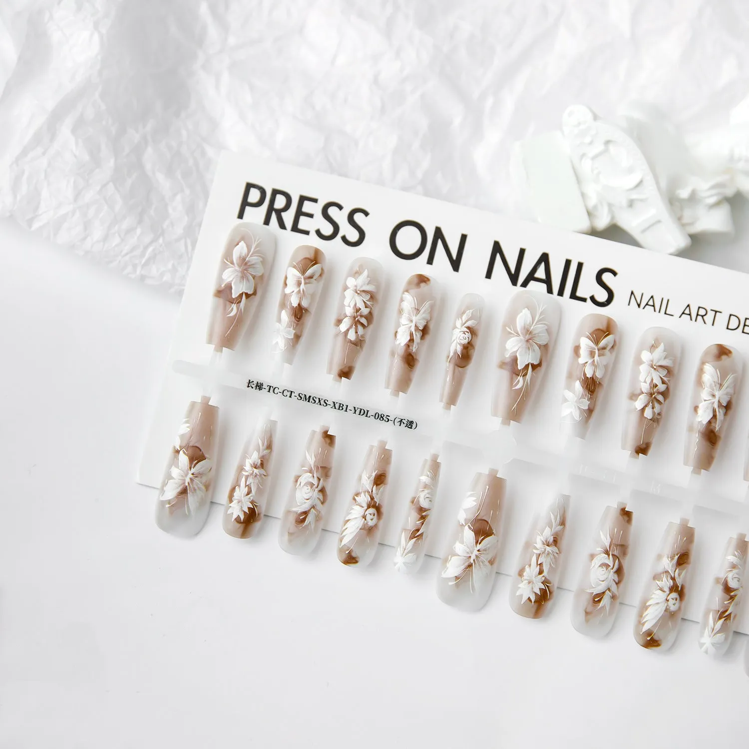 Butterfly and bamboo pattern nail stickers in retro Chinese style with glossy seal layer, 40 pieces per set