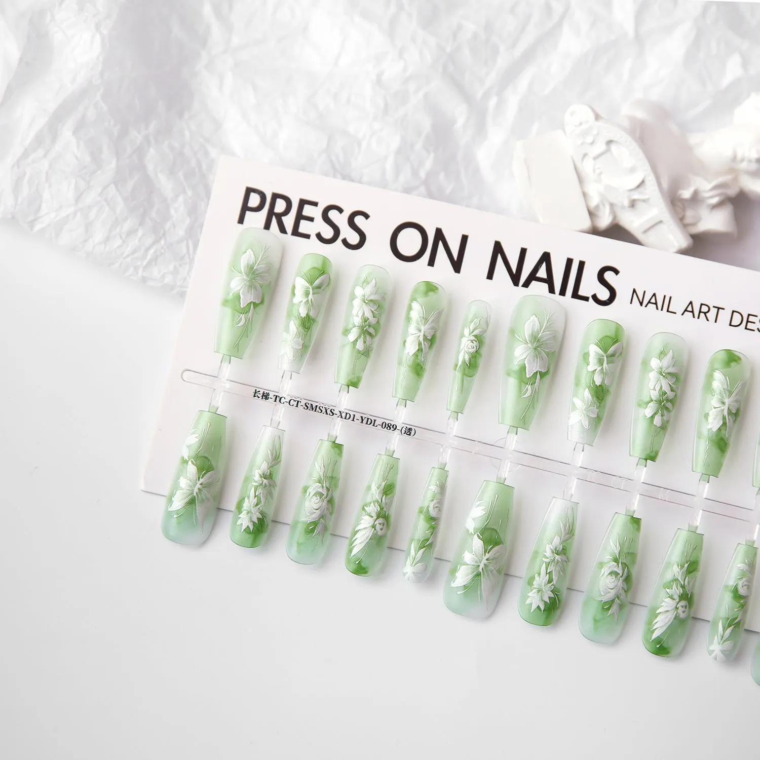 Butterfly and bamboo pattern nail stickers in retro Chinese style with glossy seal layer, 40 pieces per set
