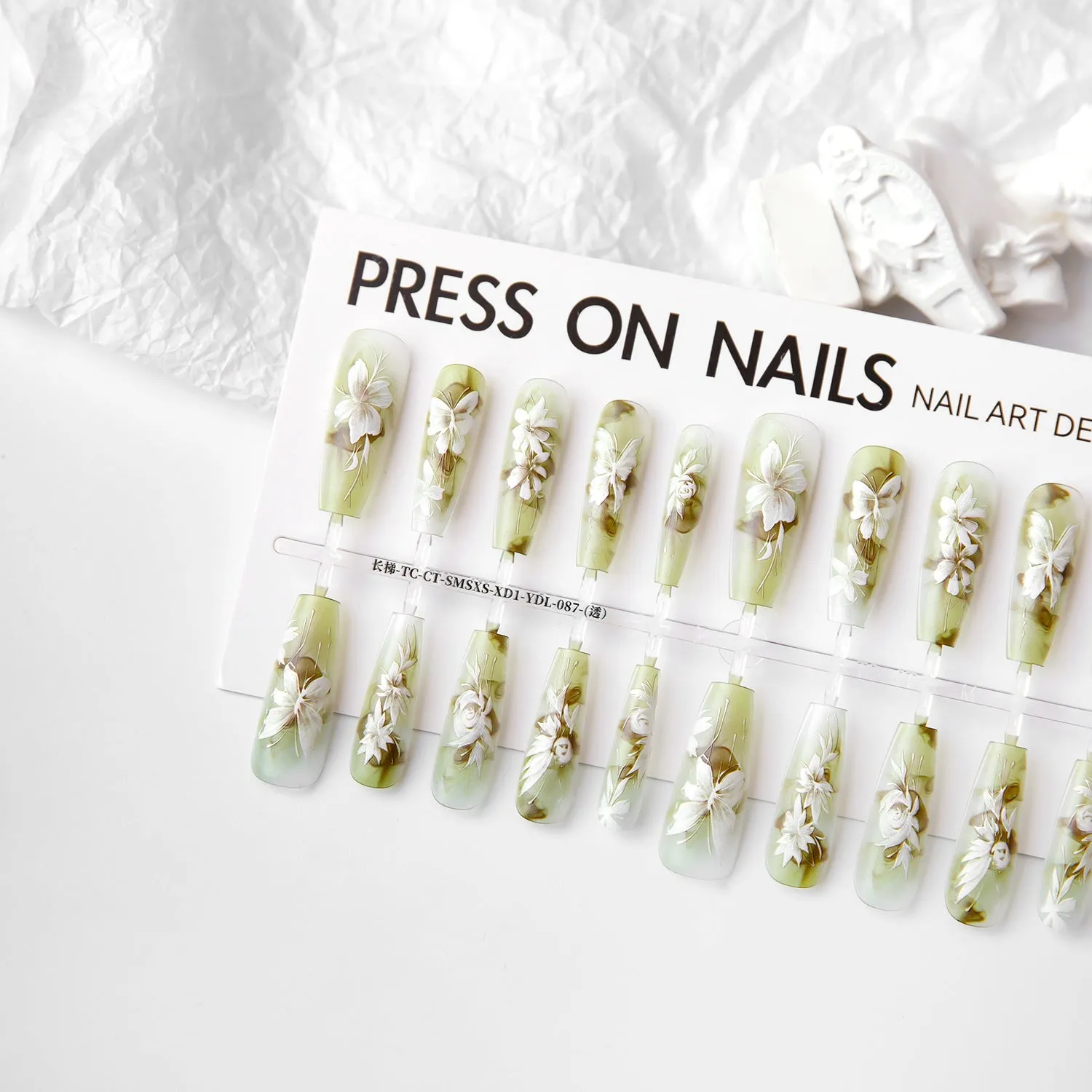 Butterfly and bamboo pattern nail stickers in retro Chinese style with glossy seal layer, 40 pieces per set
