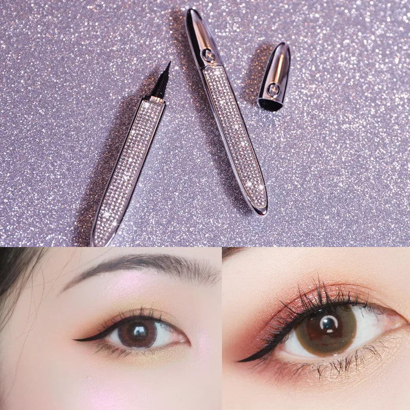 Black self-adhesive liquid eyeliner pen, 139x17mm, with waterproof and quick-drying formula, on a white background.