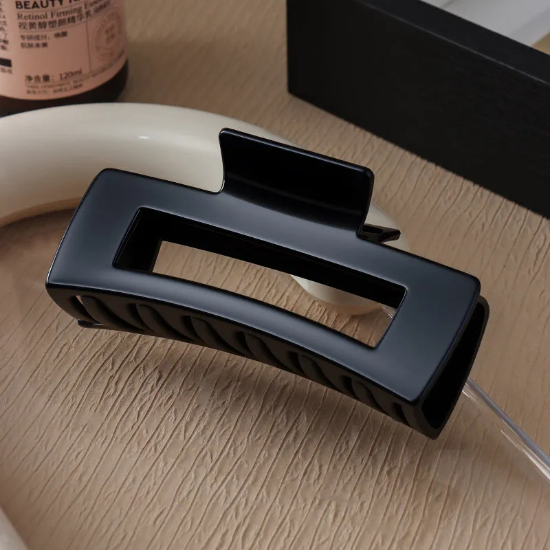 Soft rubber large back head hair clip in keel grip style with anti-collision durable construction