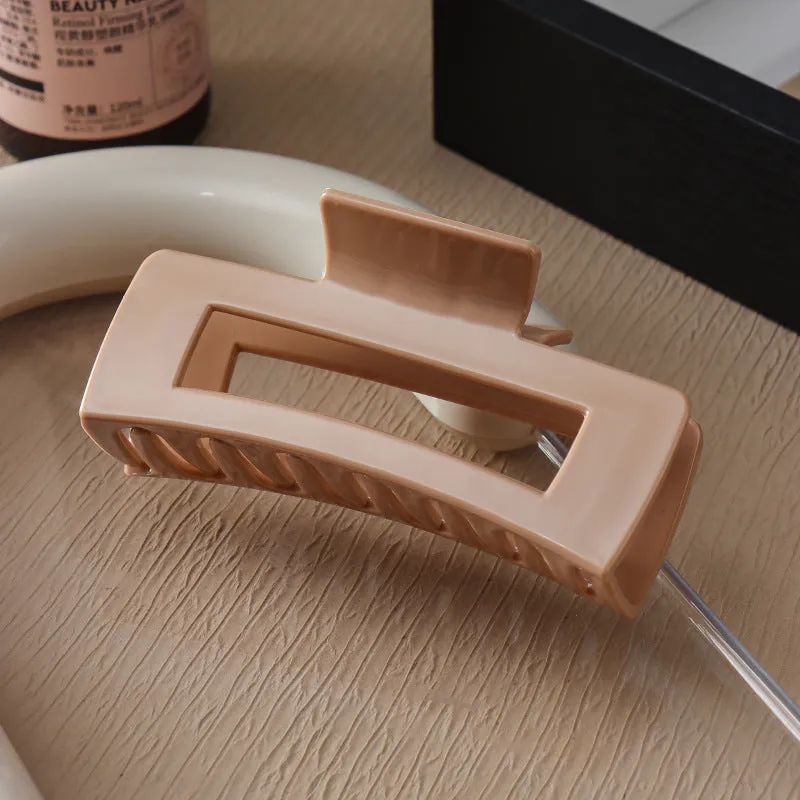 Soft rubber large back head hair clip in keel grip style with anti-collision durable construction