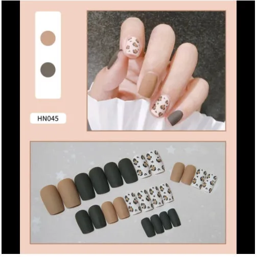 Box of 24 finished fake nail patches with glue delivery in multiple colour options
