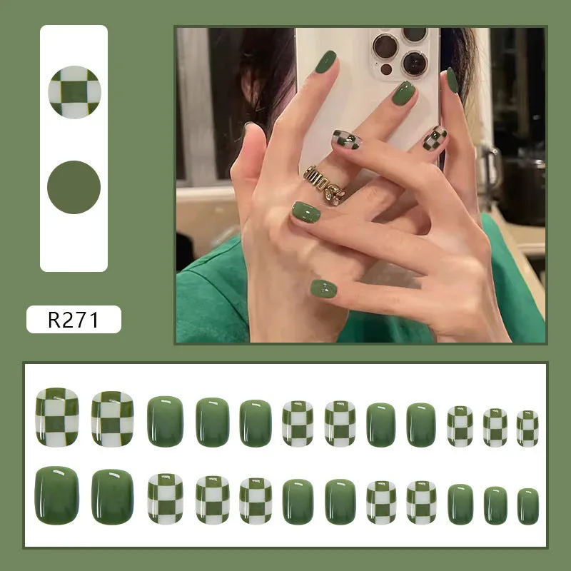 Box of 24 finished fake nail patches with glue delivery in multiple colour options