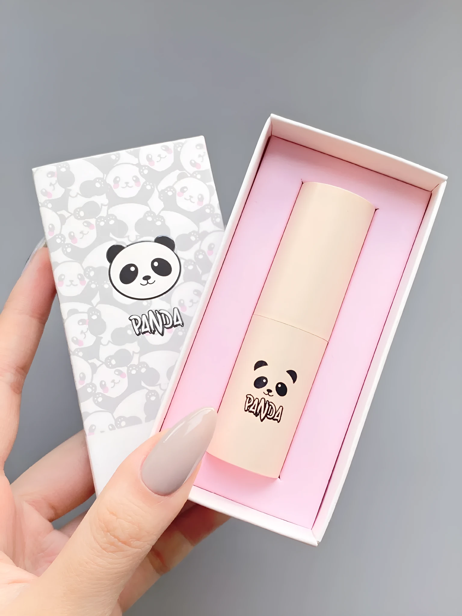 Little white tube matte velvet lipstick with five colour swatches Almond Cinnamon, Amber orange brown, Dirty Orange, Jujube Red Brown, White Peach Bean Paste