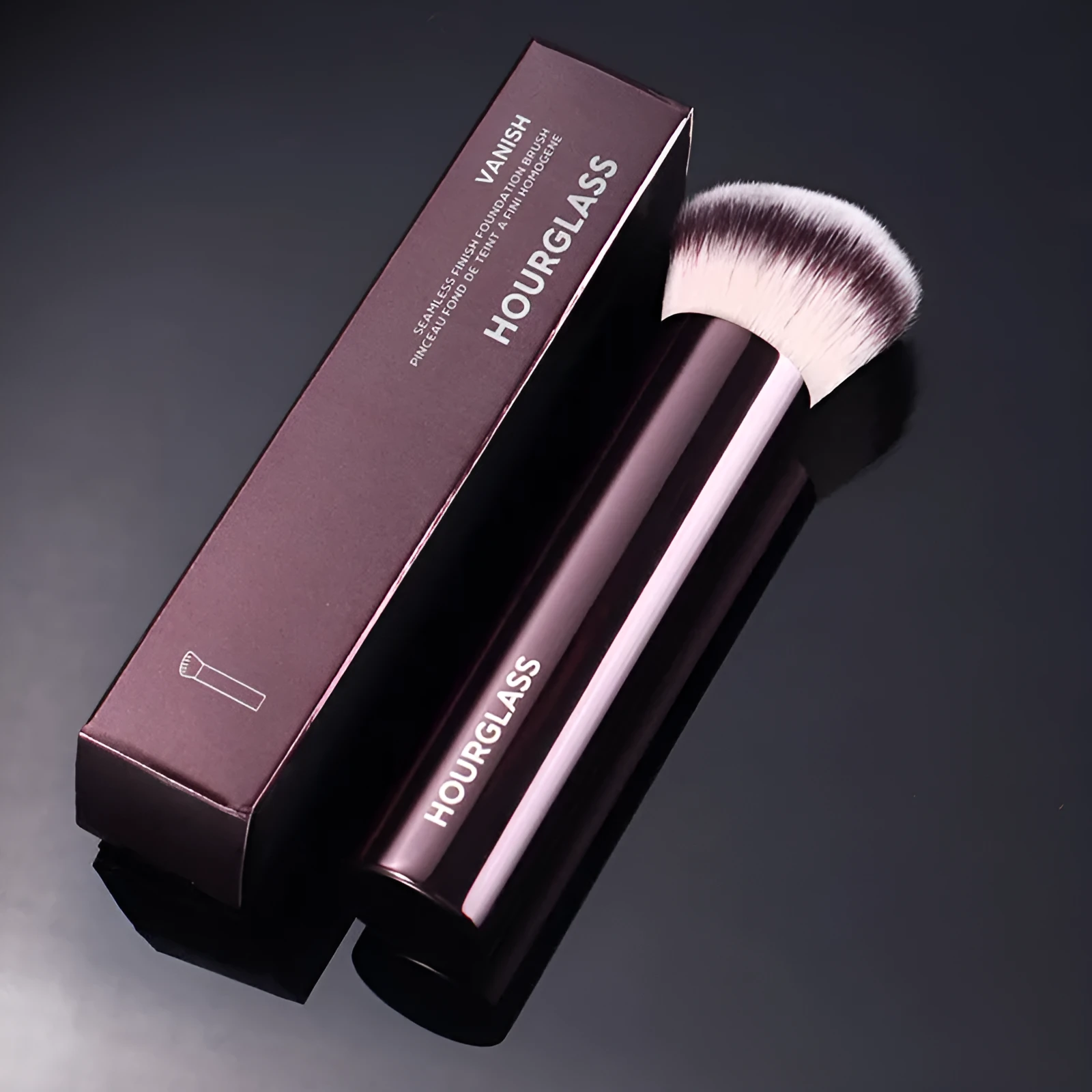 Inclined flat head foundation brush with man-made fibre bristles and steel handle, 119mm total length