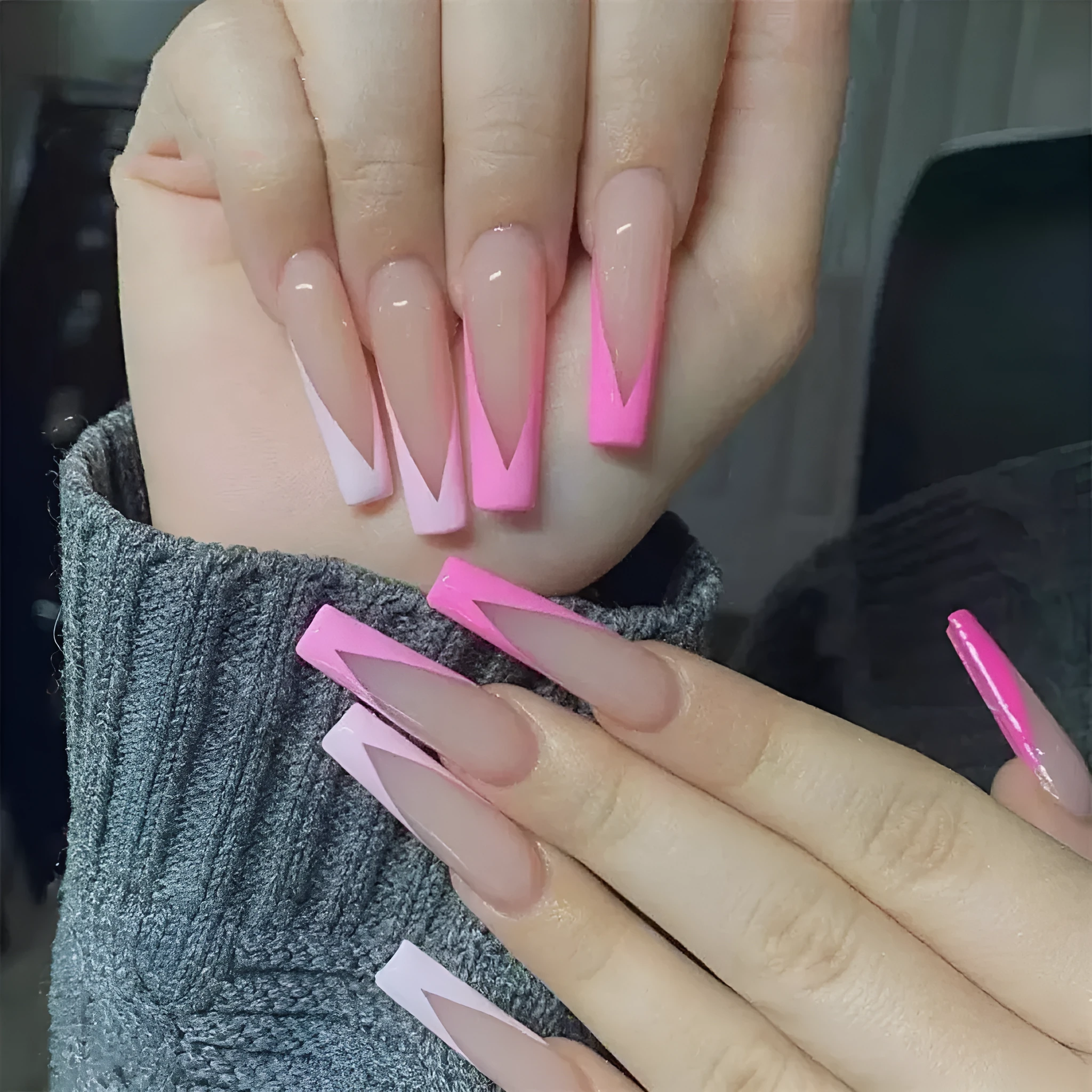 French European long ballet fake nails in W018 Pink French Glue colour with glue for manicure