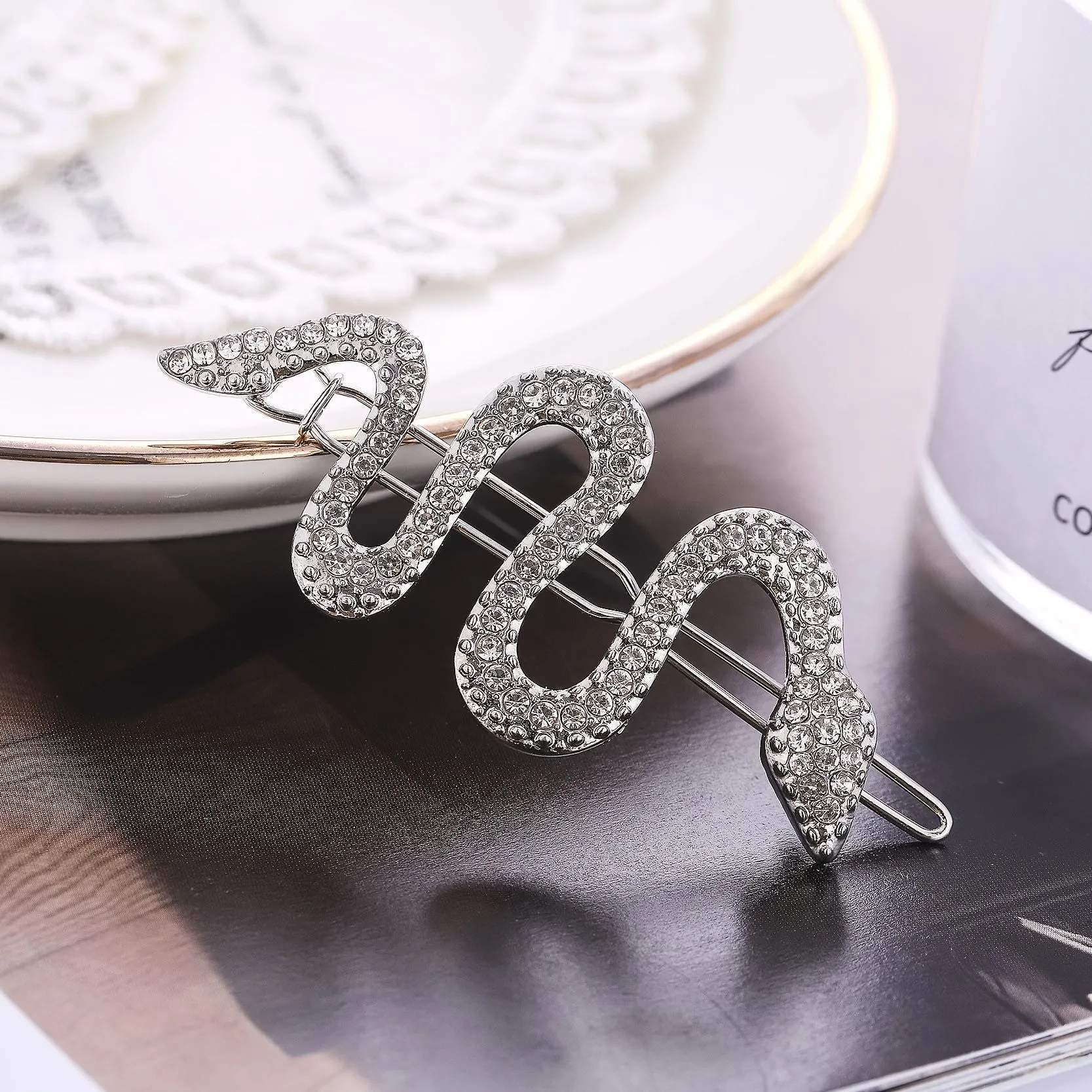 Korean vintage snake hair barrette with court rhinestones in gold or silver colour