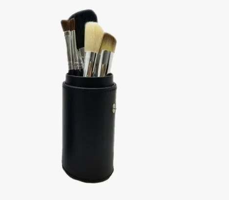 Niya Supply 12-piece makeup brush set in black PU cylinder with assorted wooden-handled brushes