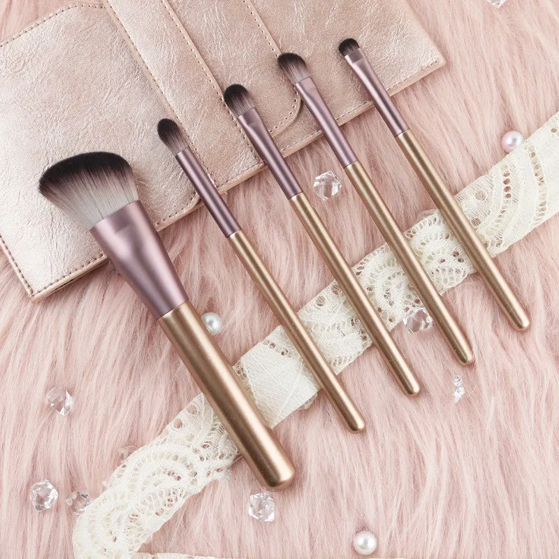 Girly heart pink 5-piece makeup brush set with eyeshadow brush and free storage bag