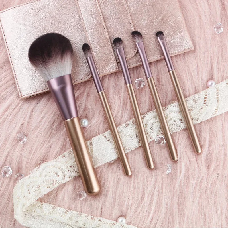 Girly heart pink 5-piece makeup brush set with eyeshadow brush and free storage bag
