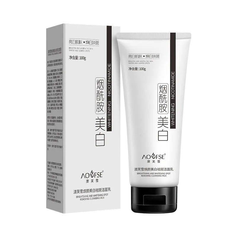 White whitening facial cleanser bottle 100ml for freckle removal and pore cleansing