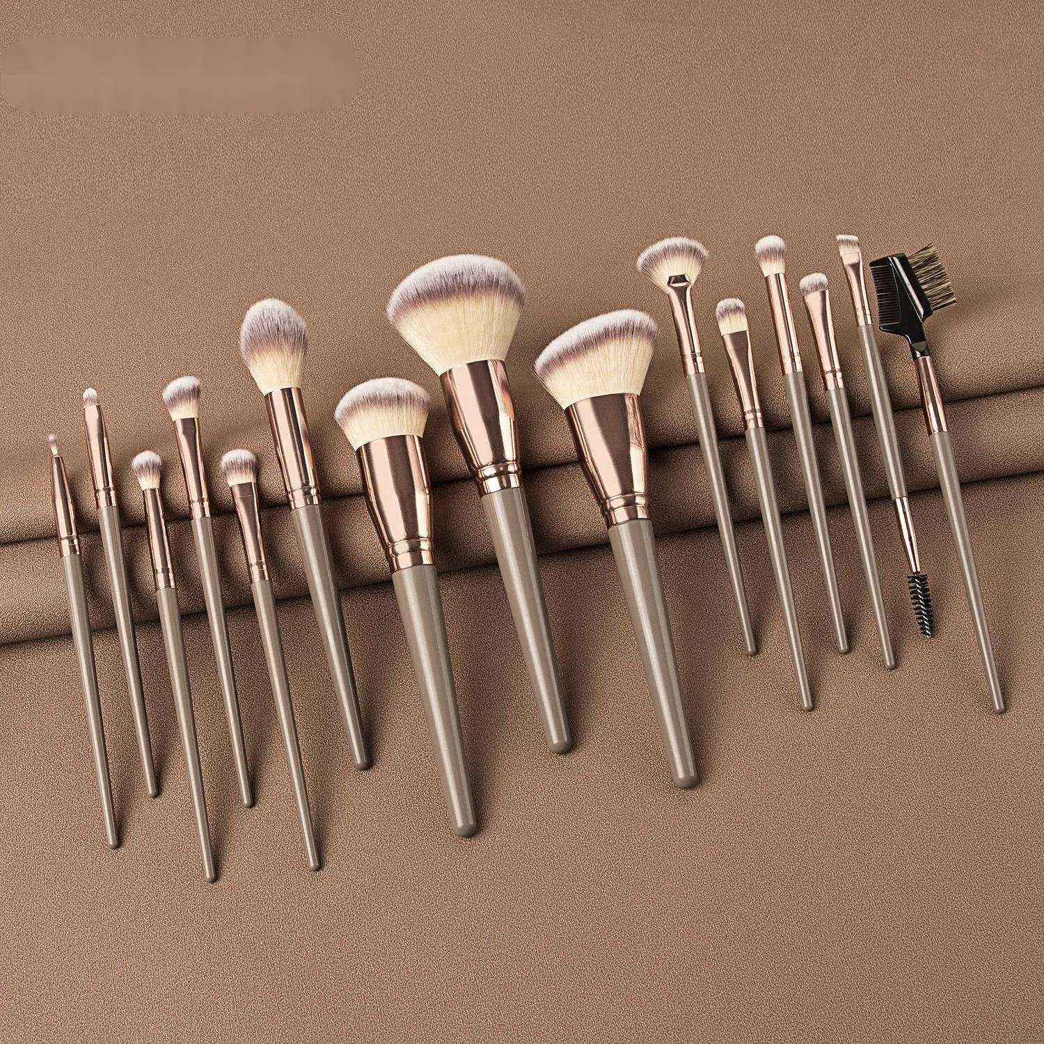 15-piece man-made fibre makeup brush set including eye shadow brush in black colour option