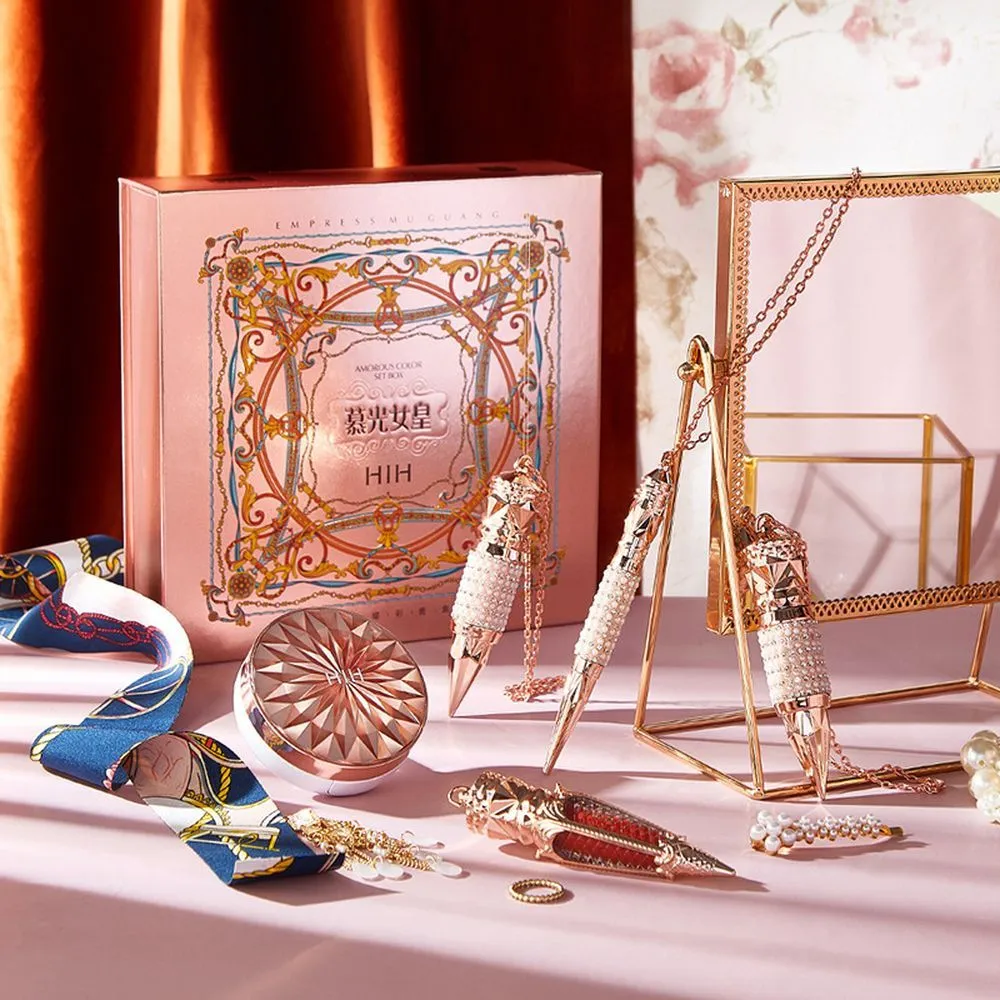 Women's Muguang Queen complete makeup set with lip glaze, lipstick, air cushion BB cream, eyeliner pencil, and mascara