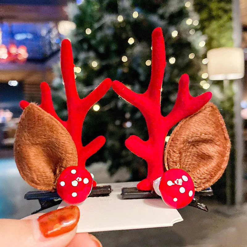 Set of plastic resin Christmas hair clips for kids with antler and snowman designs