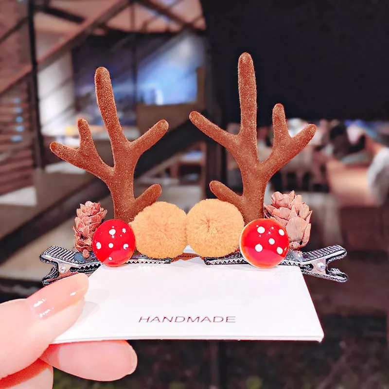 Set of plastic resin Christmas hair clips for kids with antler and snowman designs