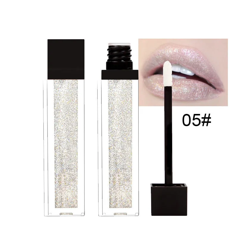 Pearlescent colourful lip gloss tube with shiny waterproof formula in five shades