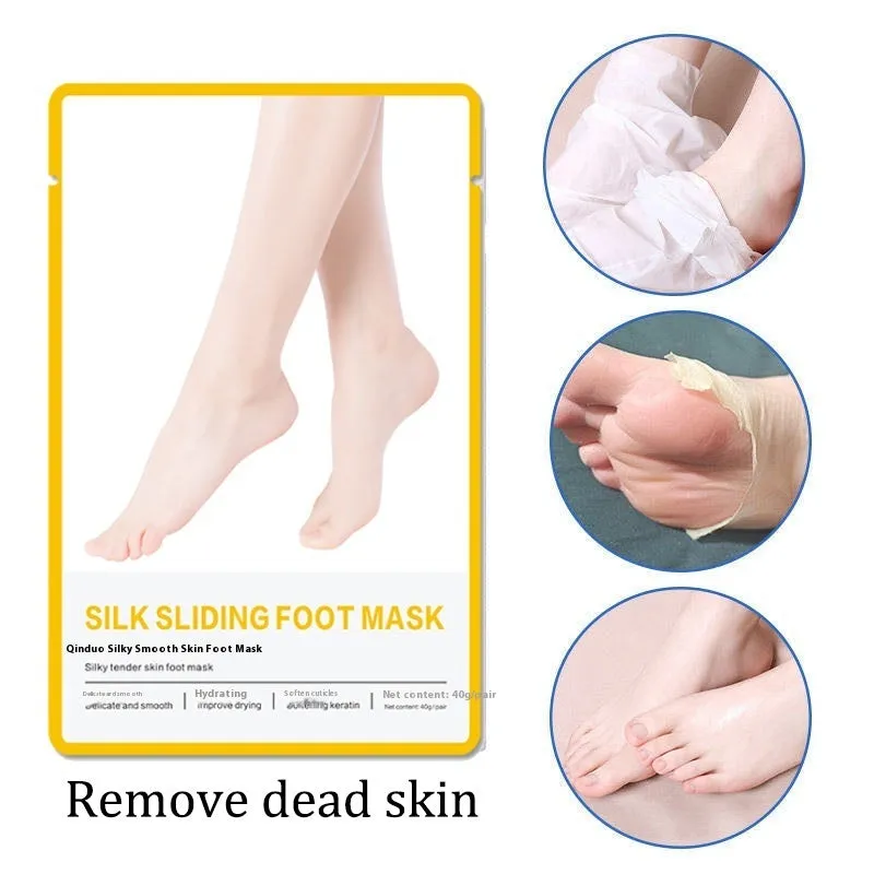 Qinduo foot care exfoliating sheet mask 40g bag with nicotinamide on white background