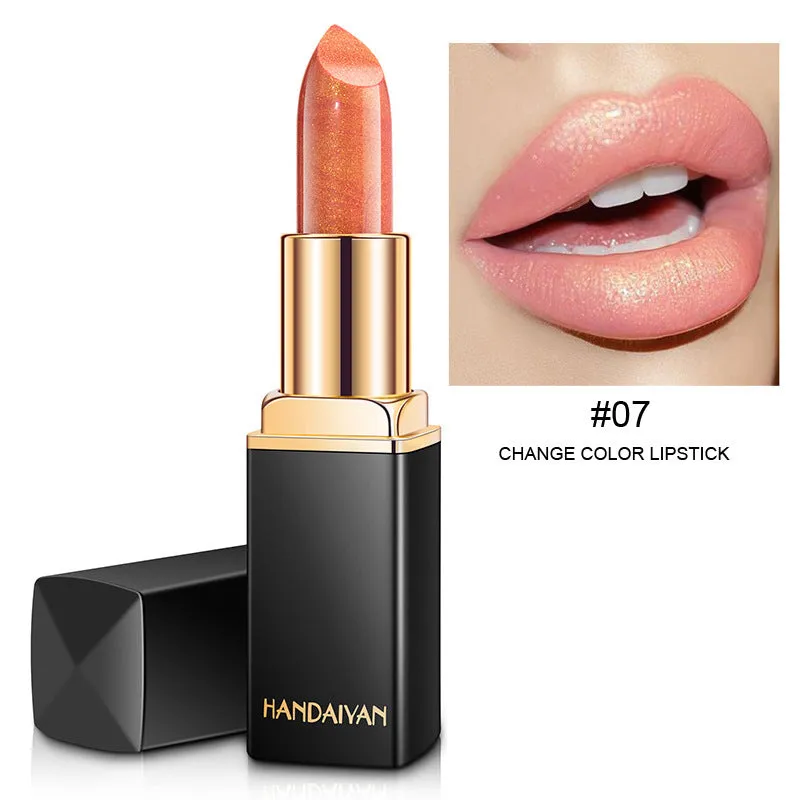 Pearlescent colour change temperature change lipstick with colour-shifting finish