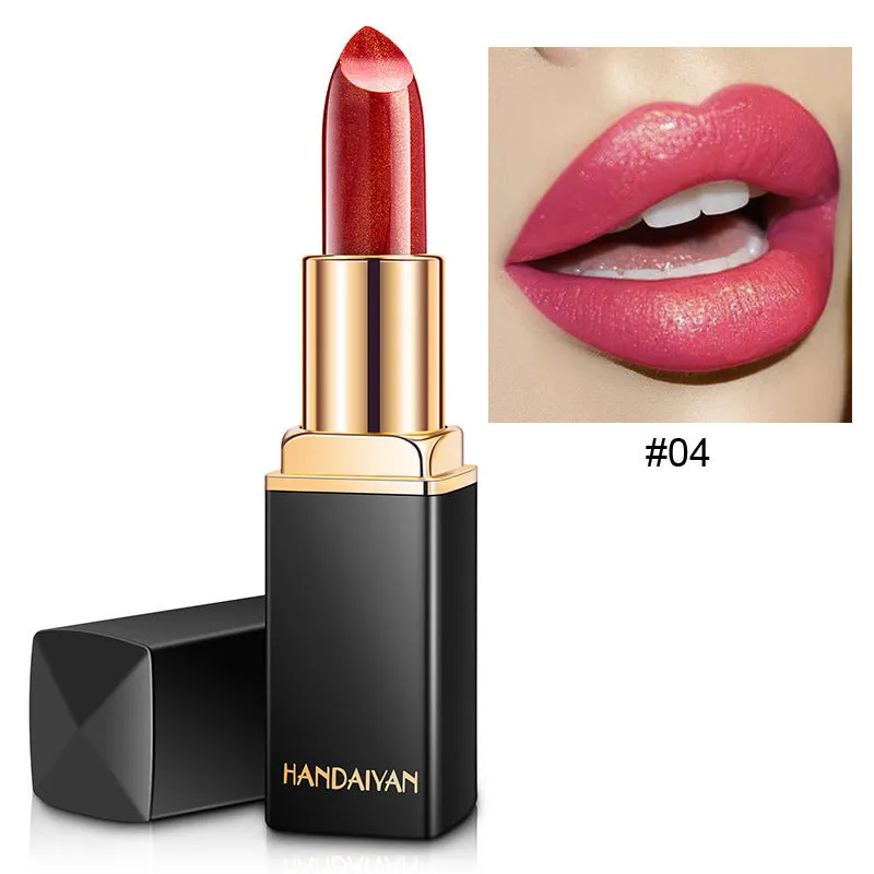 Pearlescent colour change temperature change lipstick with colour-shifting finish