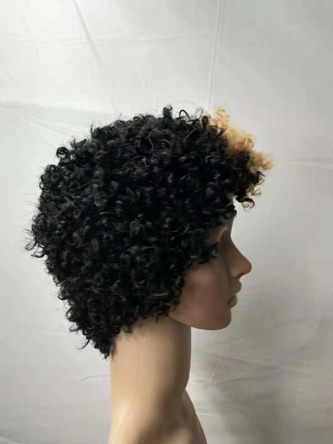 Short black wig 5cm length with high temperature wire hairline on display