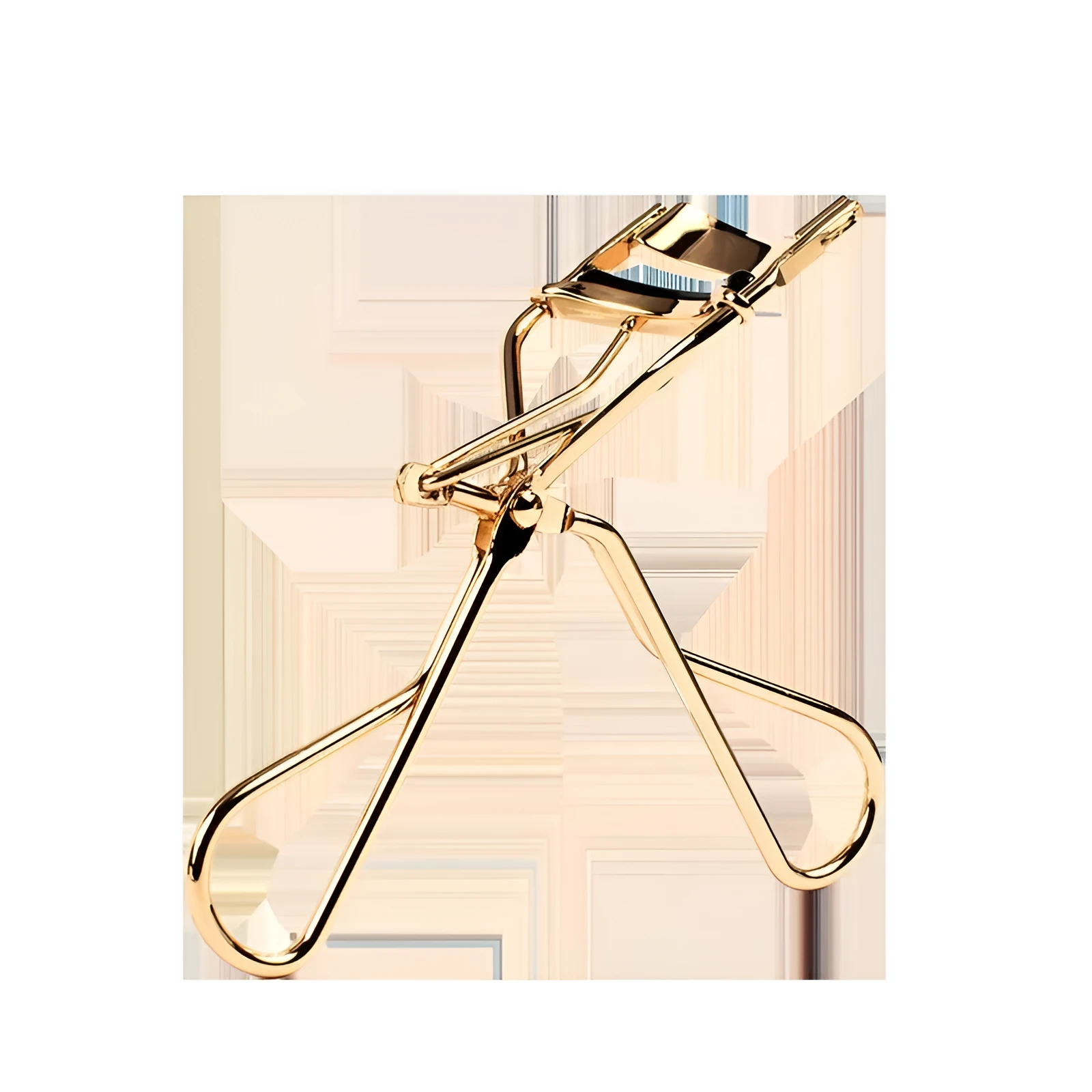 Beland eyelash curler G2 in golden colour, a manual makeup tool for curling eyelashes
