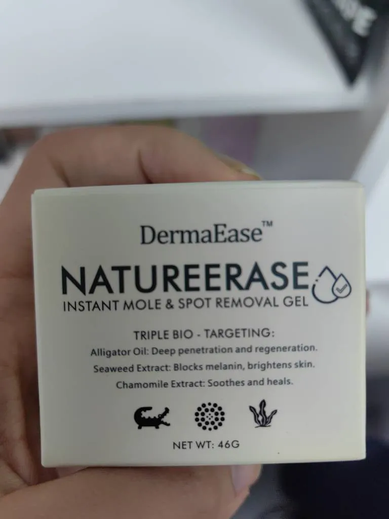Natureerase Instant Mole Spot Removal Gel 45g tube on white background