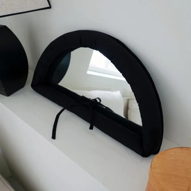 Hanging fabric mirror with soft cotton-filled backing in 23x40x5cm size