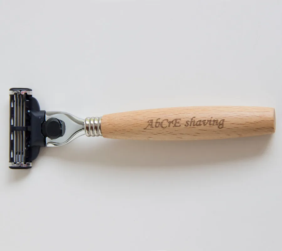 Men's shaving set with beech wood handle razor, Fe-Ni alloy holder, stainless steel soap bowl, and natural bristle brush