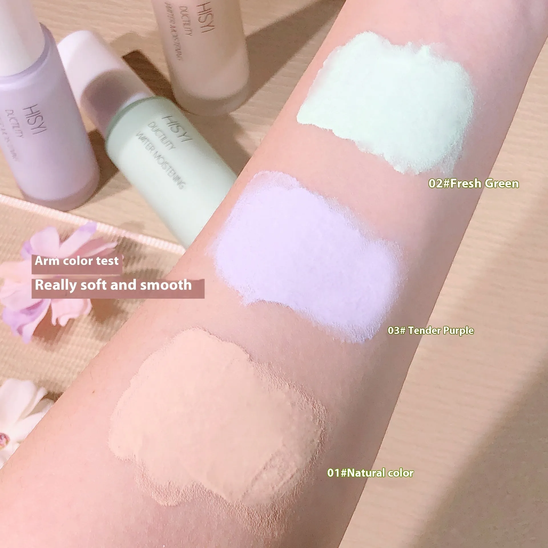 Silky clear brightening makeup primer in three colour-coded specifications