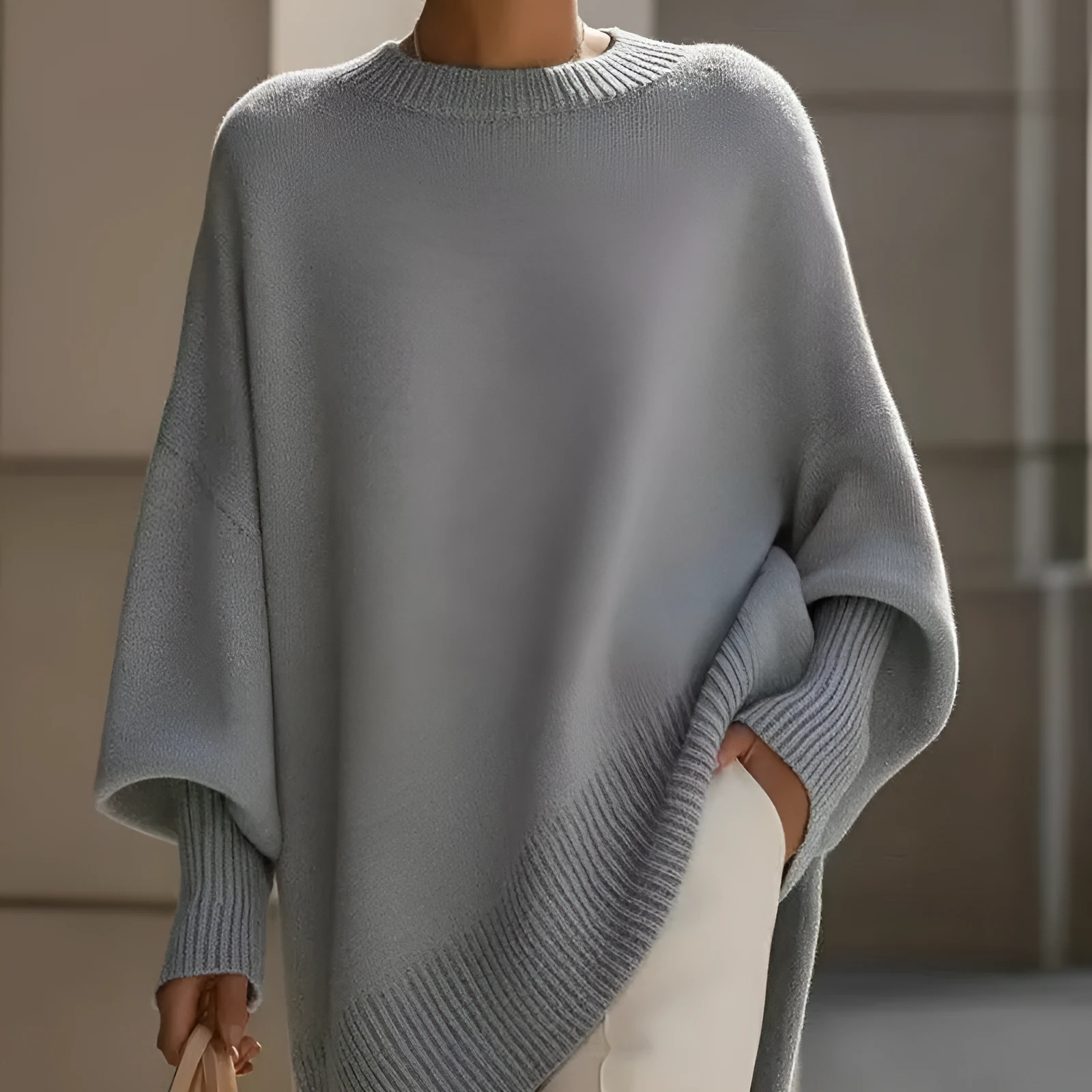 Thick round neck women's loose pullover sweater in light gray with core-spun yarn and polyester fabric