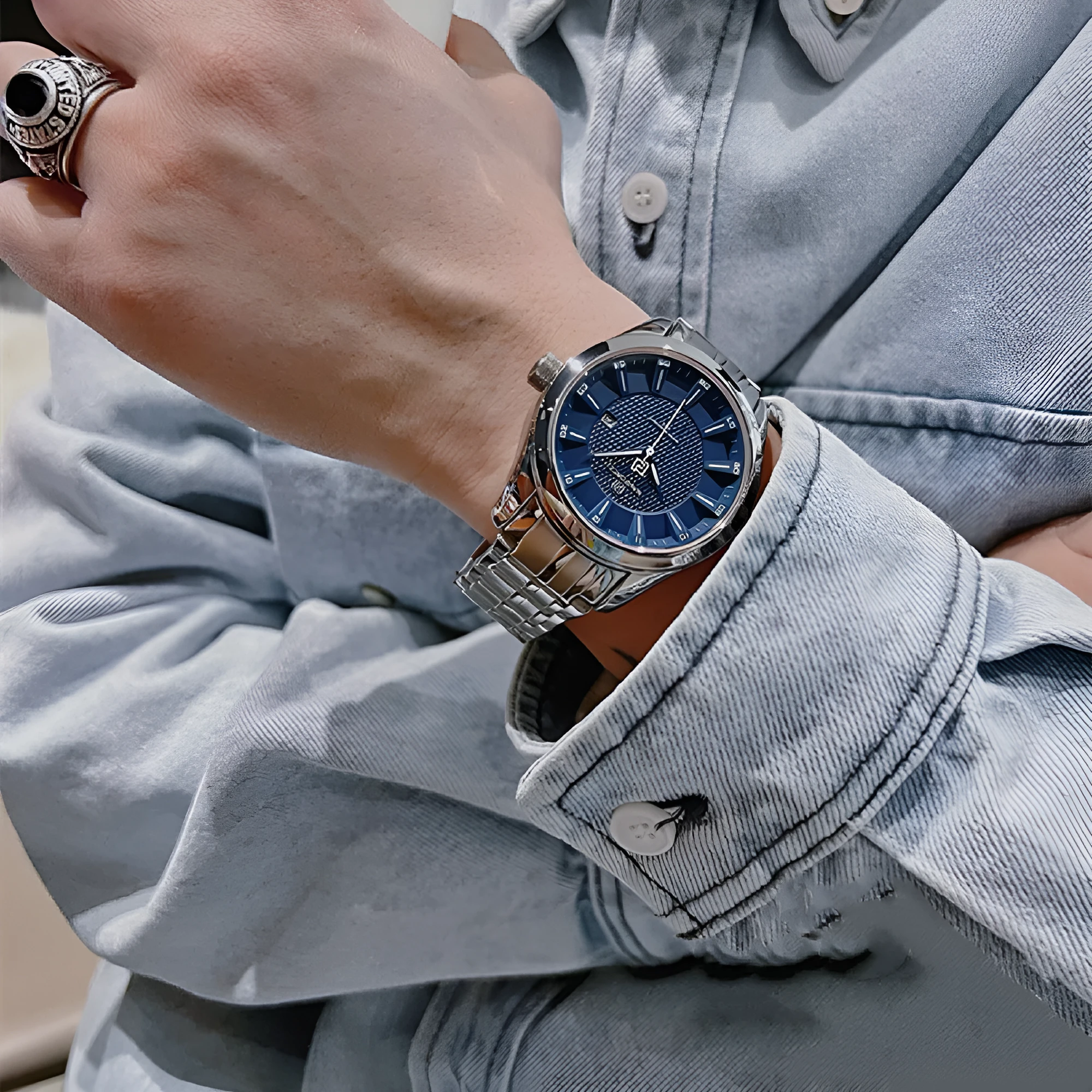 Men's simple casual alloy watch with circular face, available in multiple colour options including black, white, and white-blue
