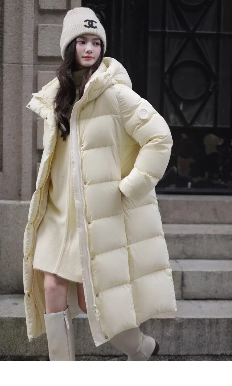 Slim fit over-the-knee down jacket for women, black colour, cotton fibre fabric, long sleeves