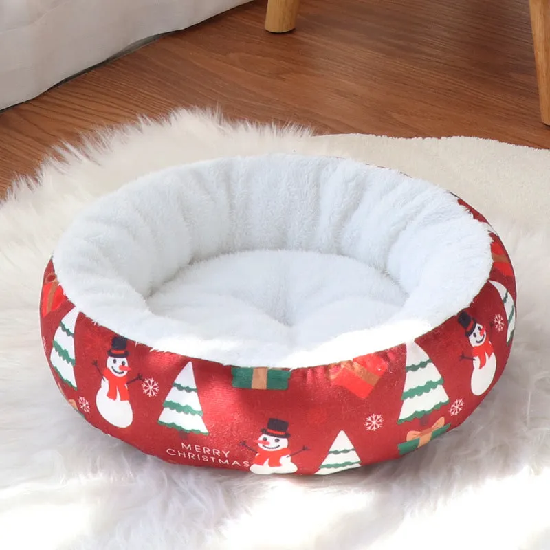 Christmas pet bed for dogs and cats, red and green flannel with snowman print, antislip base, 50cm size
