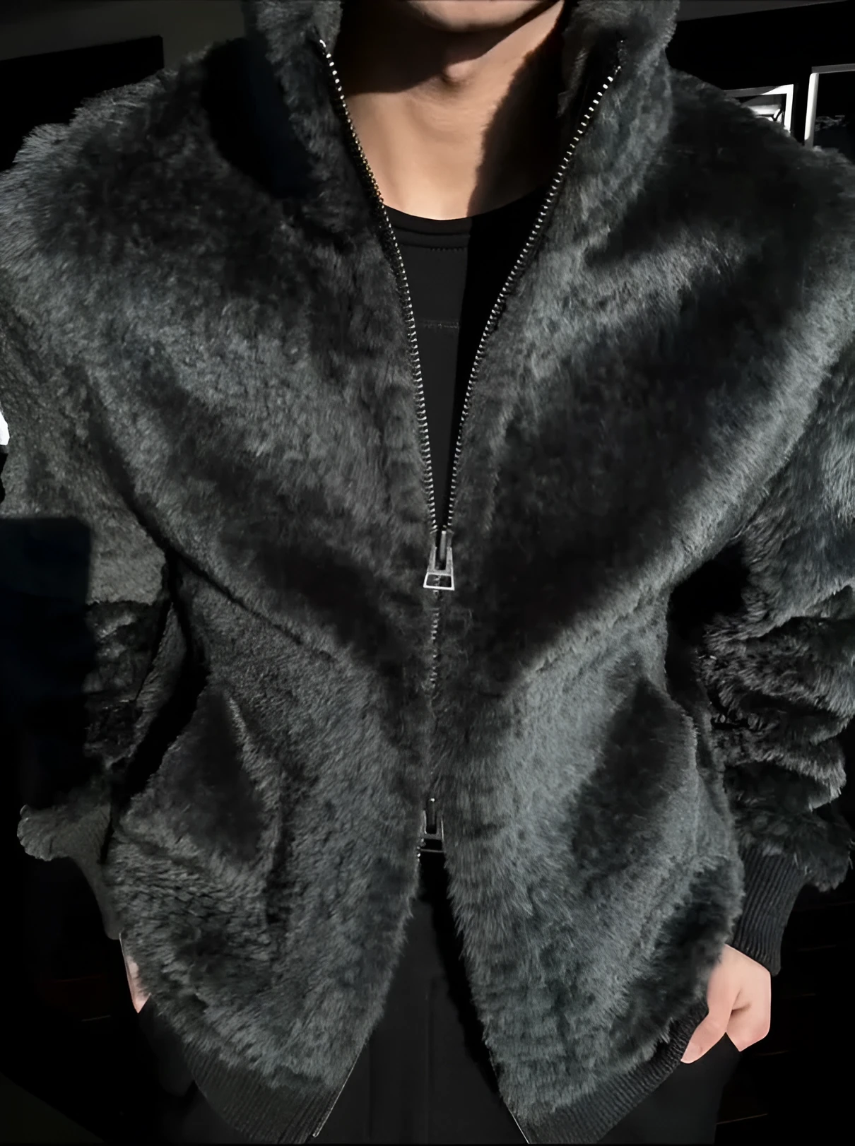 Men's fashion autumn and winter plush zipper jacket in black with front zip closure