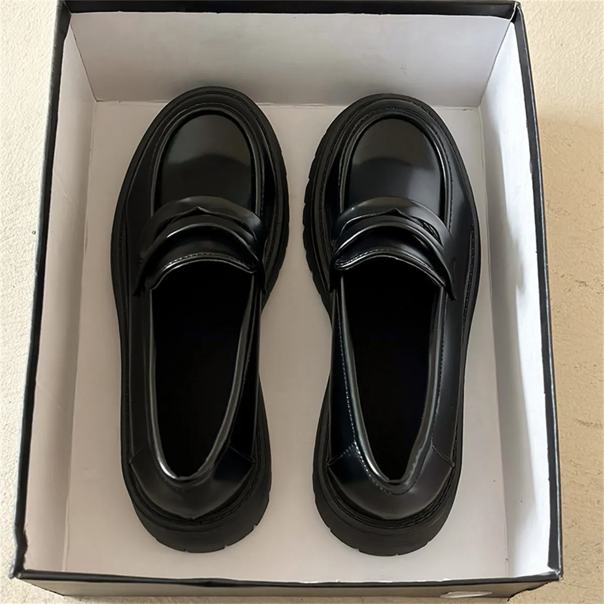 Chunky heel platform shoes women low heel round toe PU rubber British style black