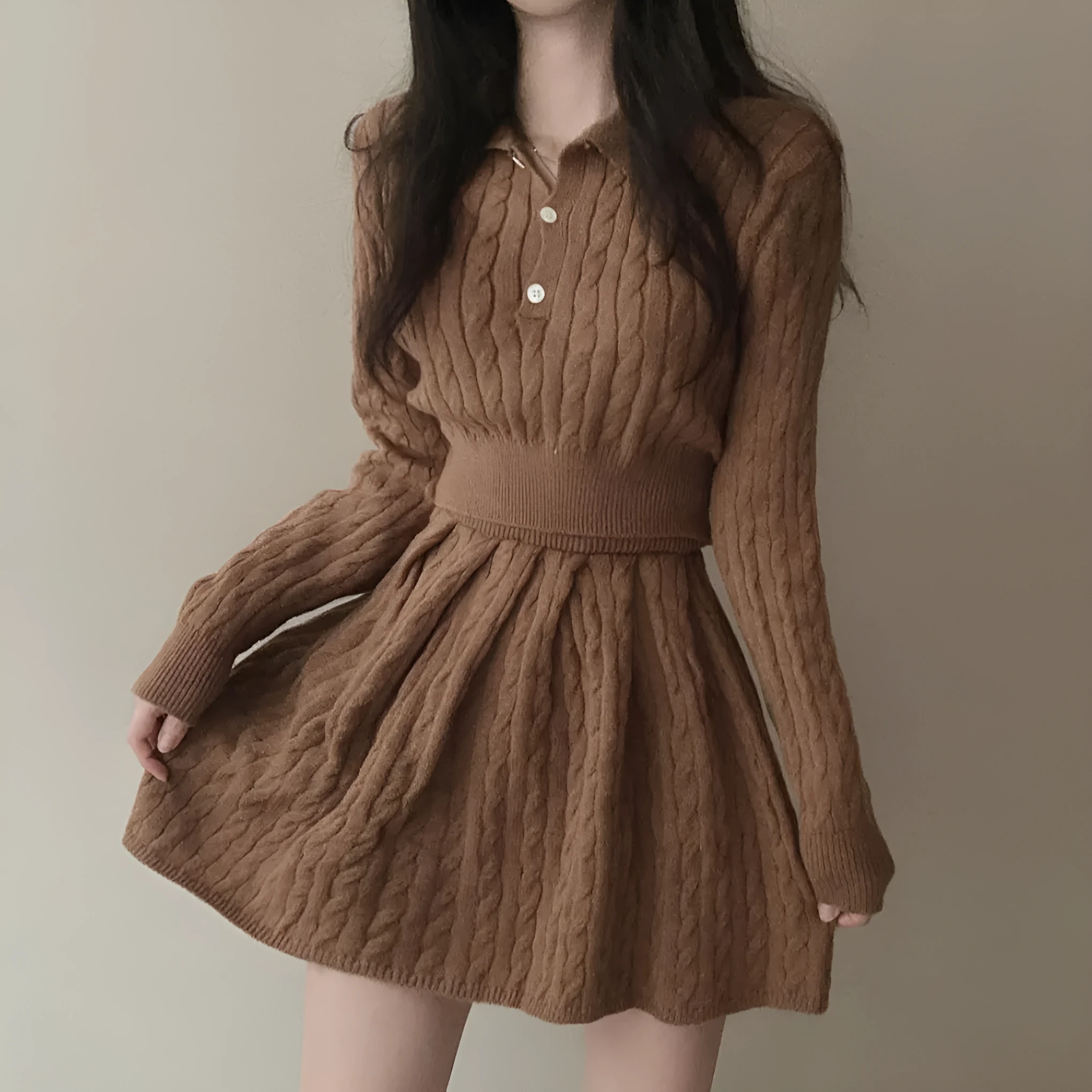Women's knitted sweater and pleated skirt slim fit matching set in apricot with splicing design