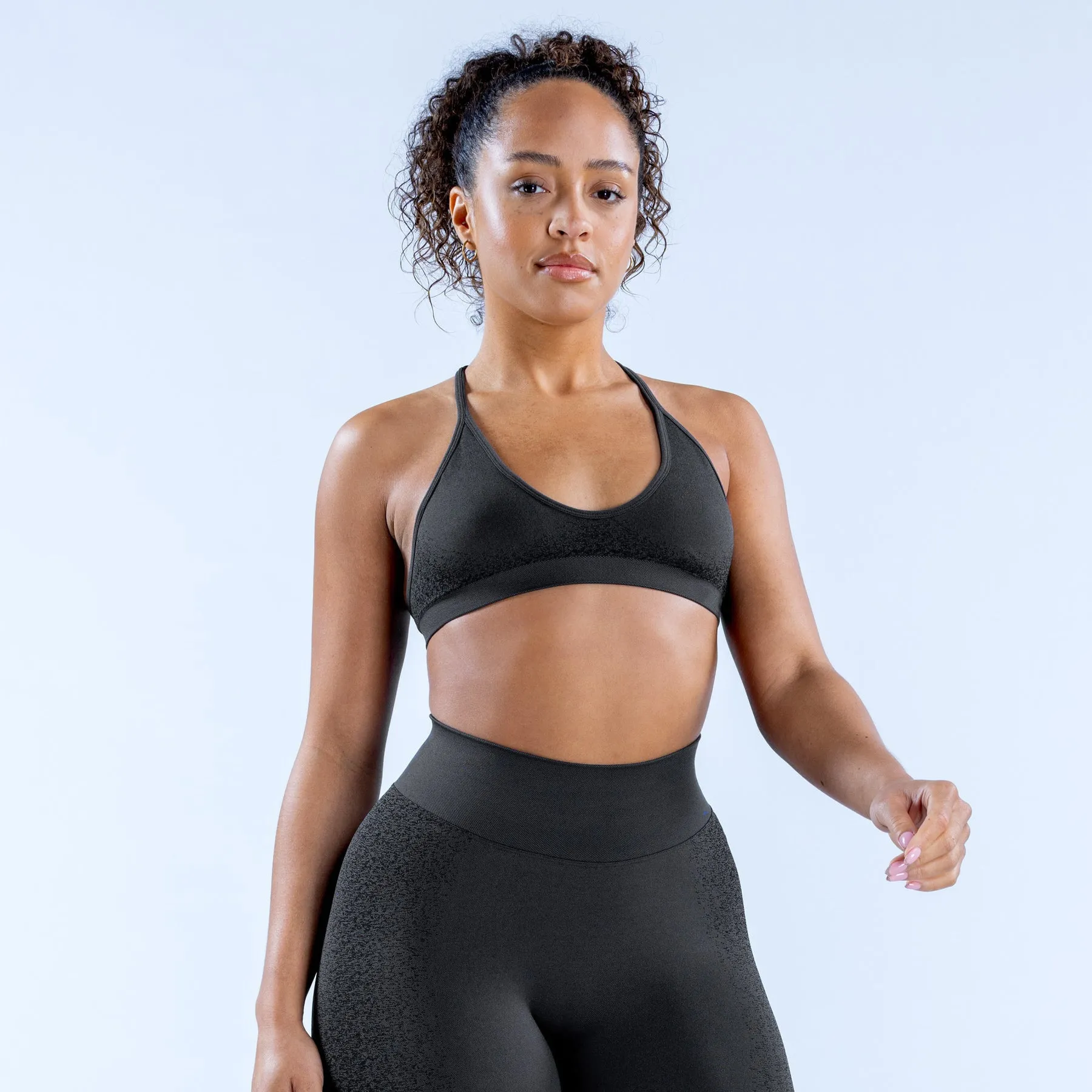 Women's quick-drying shockproof sports bra with chest pad in Black, vest style, Y-shaped strap, 3/4 cup