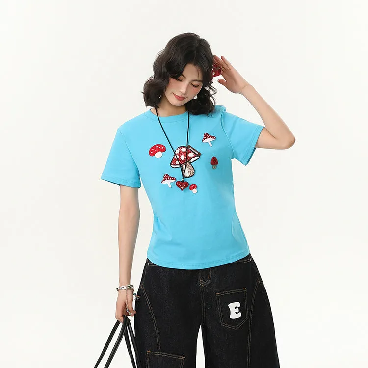Women's blue mushroom embroidered crew neck short-sleeved slim fit T-shirt