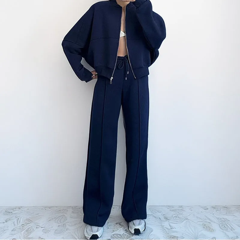 Women's casual suit set in loose fit, solid colour, polyester fabric, top and pants matching set