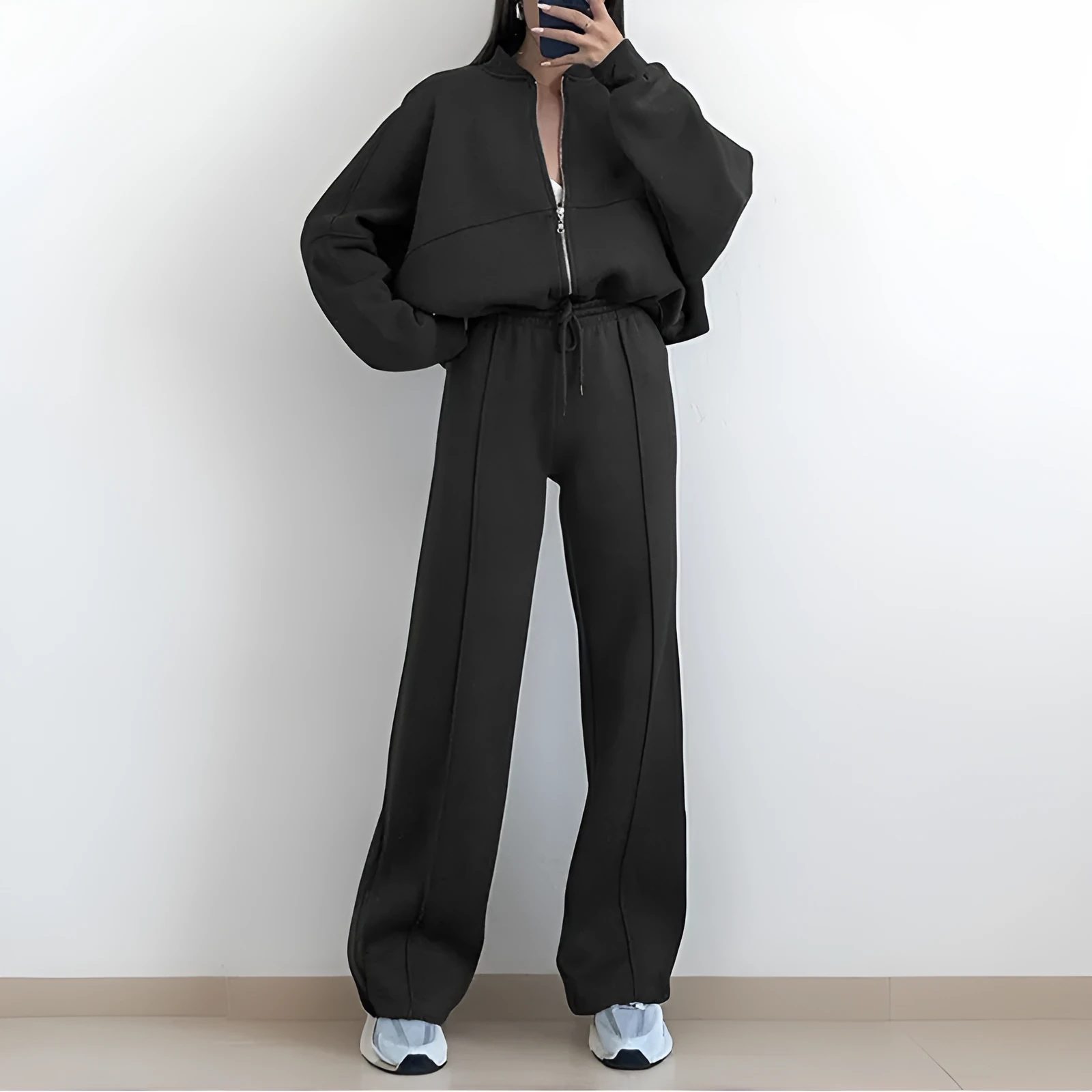 Women's casual suit set in loose fit, solid colour, polyester fabric, top and pants matching set