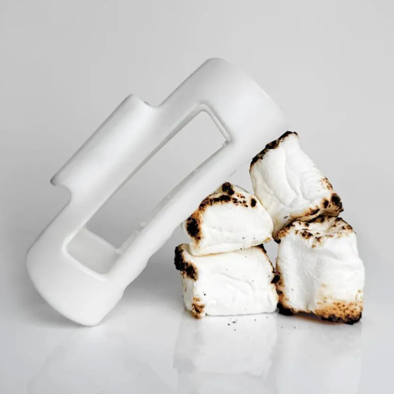 Soft silicone shark clip in 13cm size available in four colours with drop-resistant design