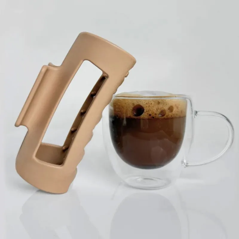 Soft silicone shark clip in 13cm size available in four colours with drop-resistant design